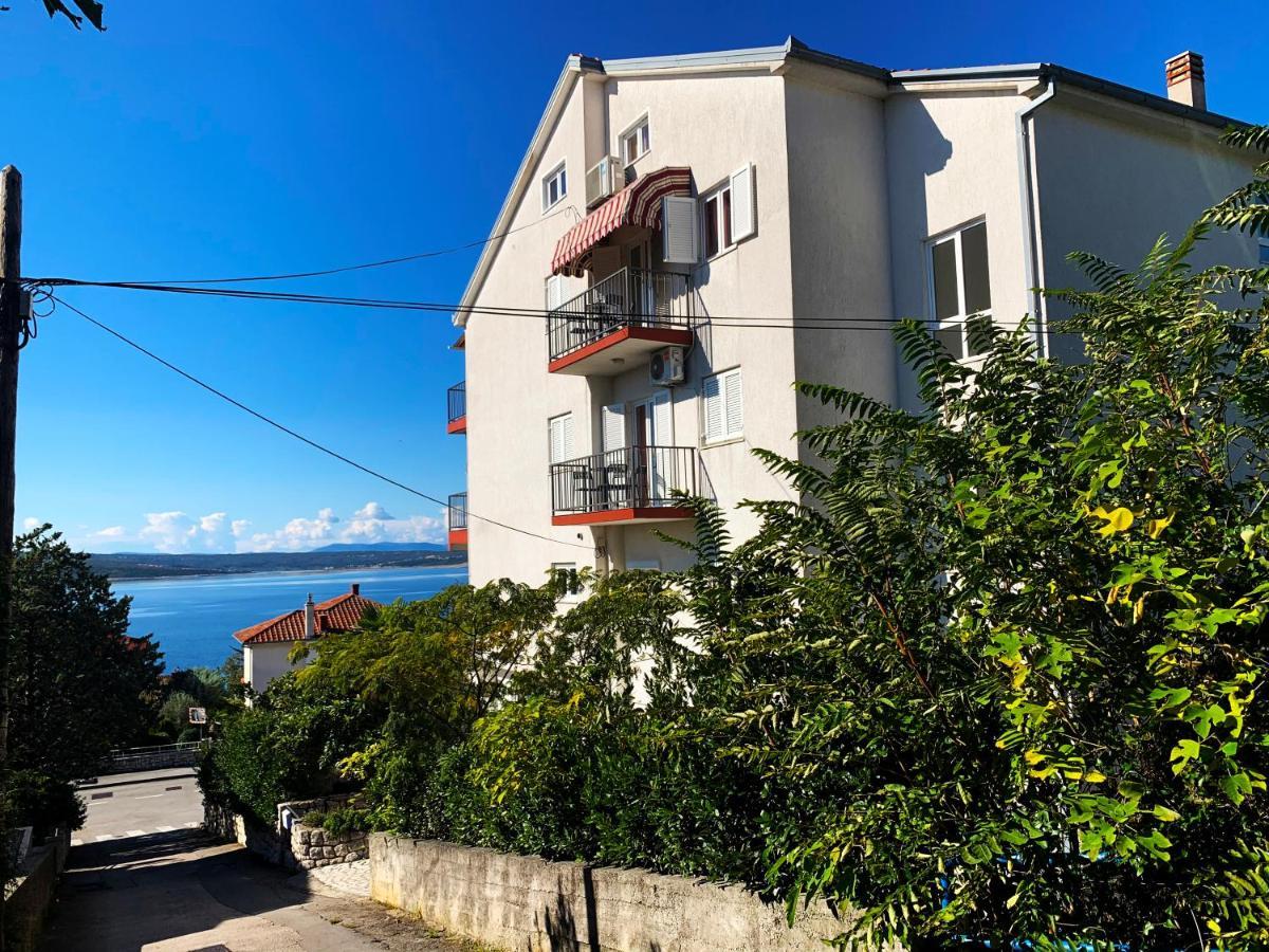 Apartments Julija Crikvenica Exterior foto
